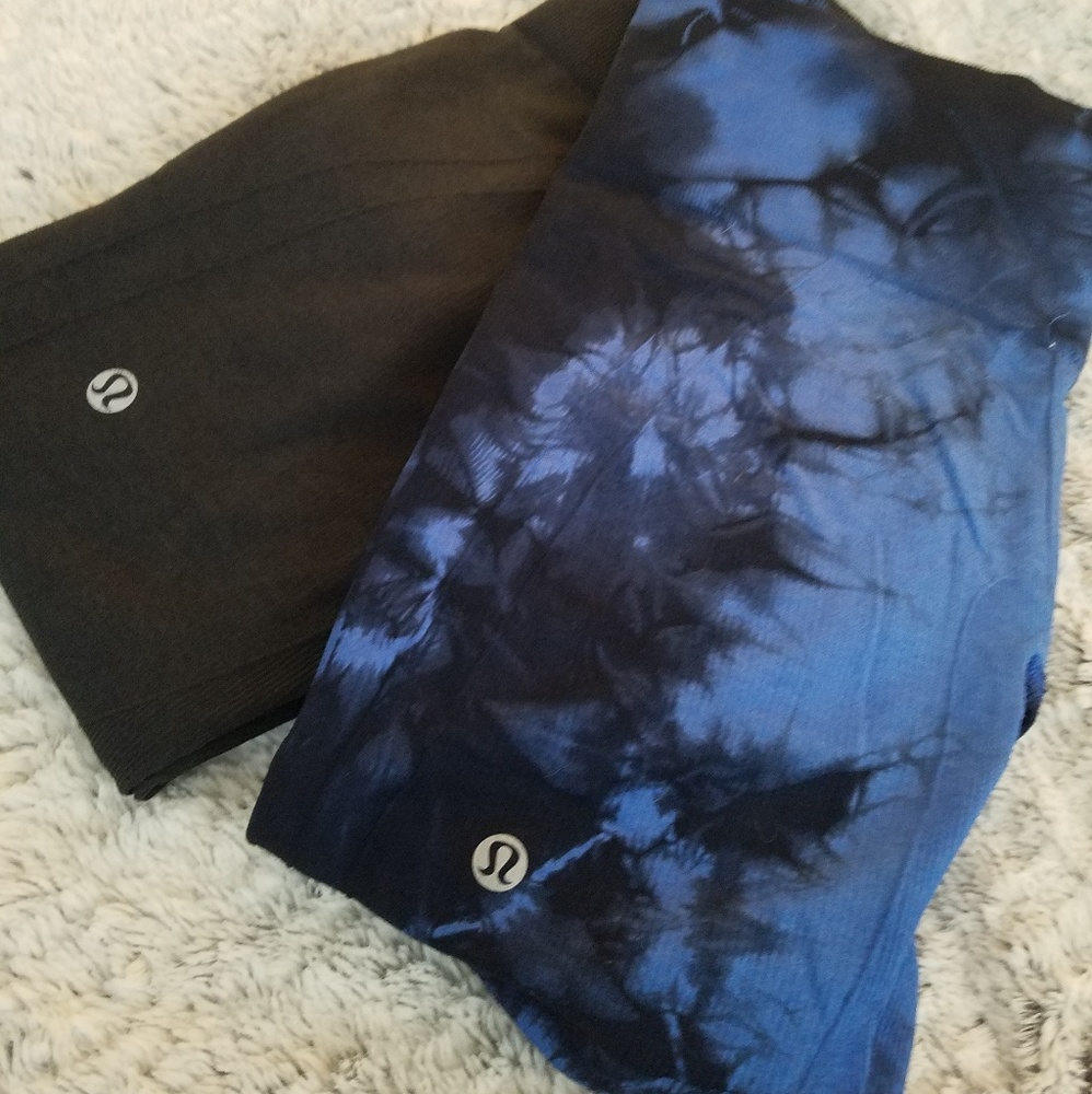Lululemon Athletica scrunch capri leggings 2 pair